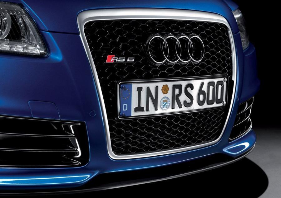 Детали экстерьера Audi RS6 Avant (4F, C6) 2008 года  (WW) (фото 19 из 33)